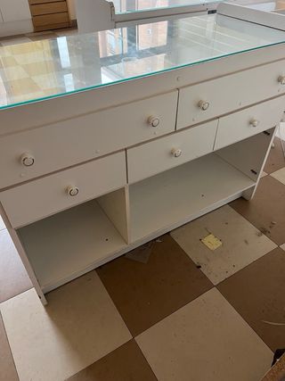 3 banconi bianchi con cassetti e vetro