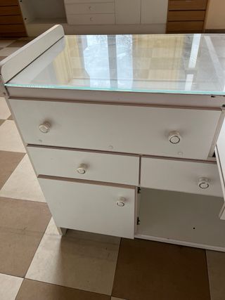 3 banconi bianchi con cassetti e vetro