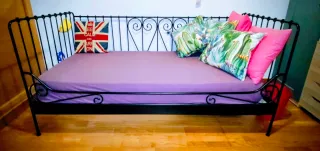 Cama IKEA negra + somier + colchón 90x200