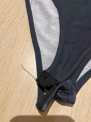 Body KISS manga larga gris 38