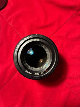 Objetivo Batis Zeiss 1.8/85 Tesar E-mount