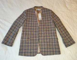 Chaqueta Adolfo Domínguez cuadros beige