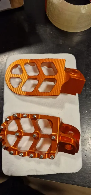 Estriberas CNC Aluminio Moto