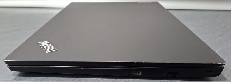 Lenovo Thinkpad E15 Ryzen7 1TB/16GB afbeelding 3