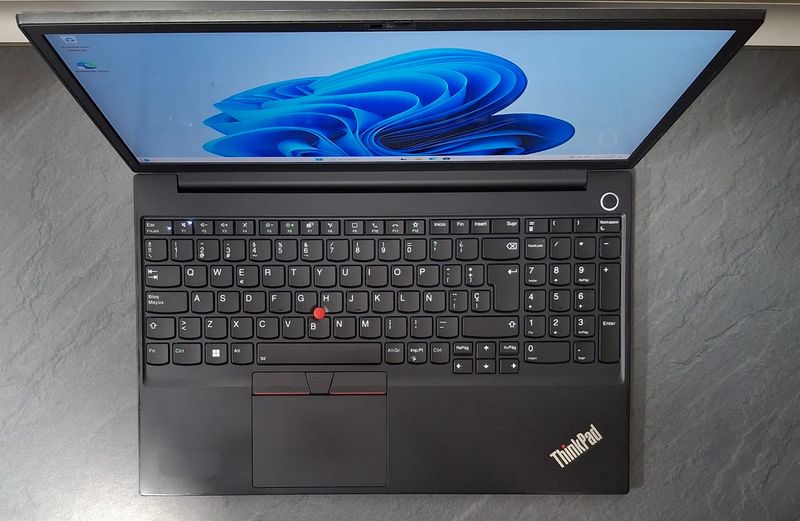 Lenovo Thinkpad E15 Ryzen7 1TB/16GB afbeelding 2