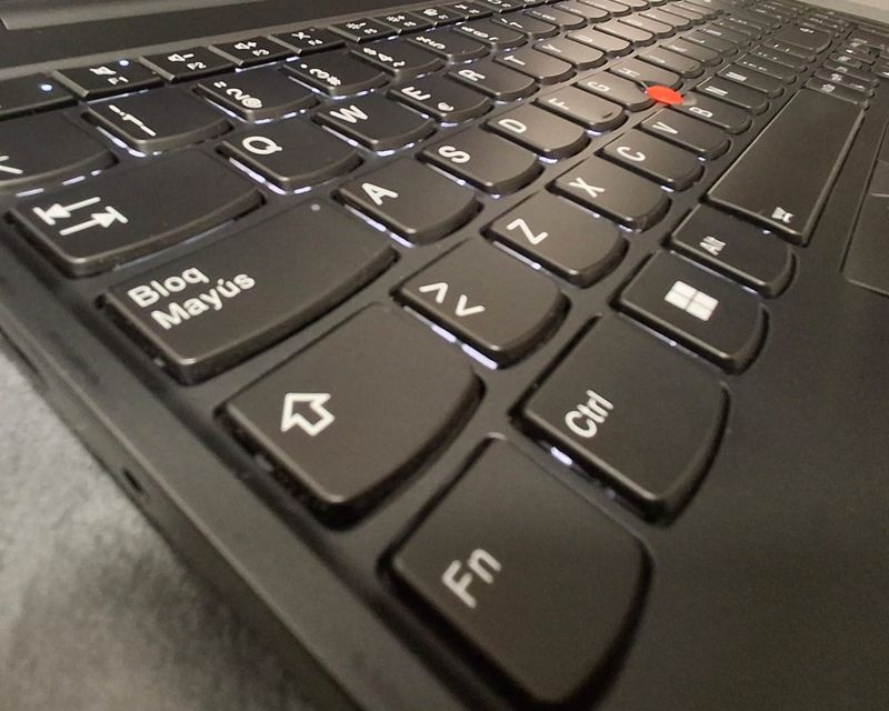 Lenovo Thinkpad E15 Ryzen7 1TB/16GB afbeelding 6