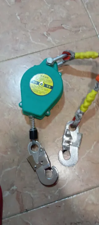 Anticaídas retráctil 5m TS