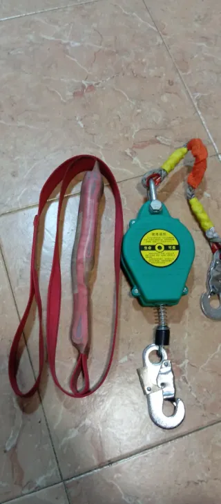 Anticaídas retráctil 5m TS
