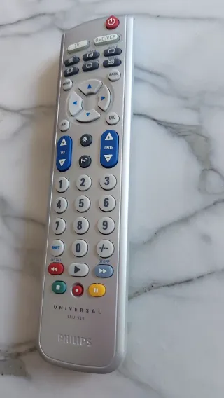 1 Mando a dist. univ. Philips ARU 520 y URC L 639