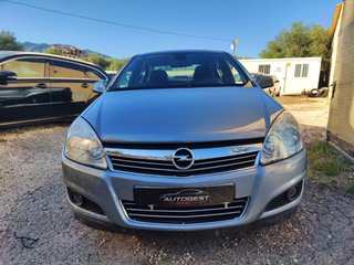 Opel Astra 2010