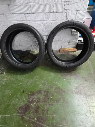 Neumáticos Michelin Pilot Sport Cup 2 235/35/19