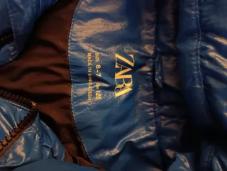 Abrigo Zara azul eléctrico T6-7