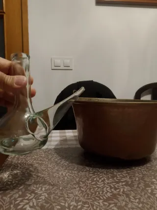 Cazuela pulpo y aceitera solo falta el pulpo.