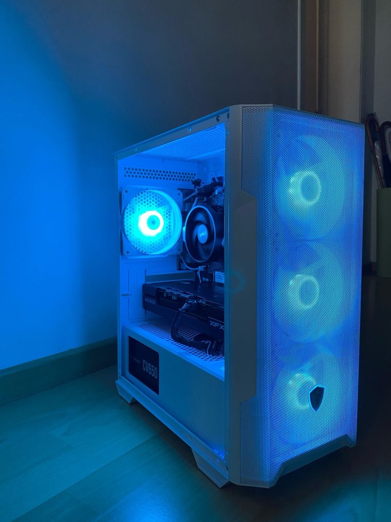 PC Gaming Ryzen 5 5600X + RX 6600 XT | 16GB |