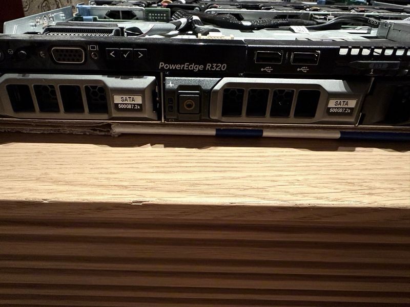 Servidor Dell PowerEdge R320 afbeelding 4