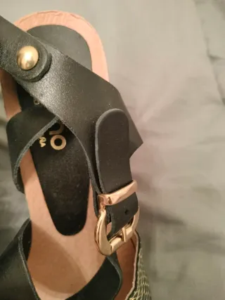 Yokono Tacón Negro y Dorado sin estrenar T 38