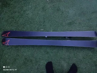 Esquís de Montaña Atomic