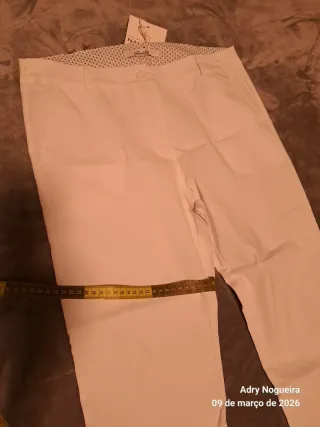 Pantaloni bianchi