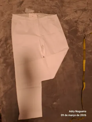 Pantaloni bianchi