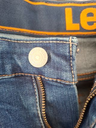Pantalón Levis 510 Azul (14 Años)