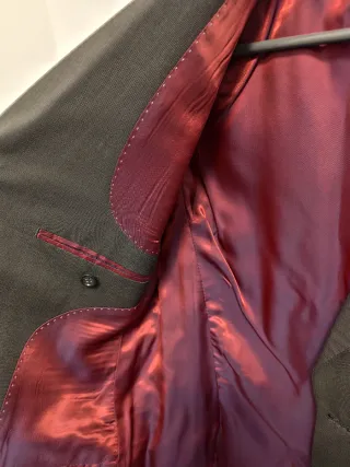 Traje de vestir gris hombre.