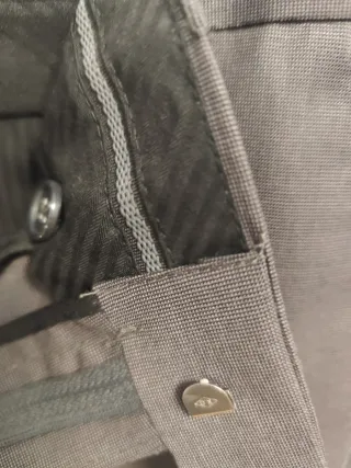 Traje de vestir gris hombre.