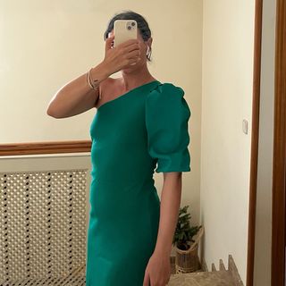 Vestido Asimétrico Verde de Zara