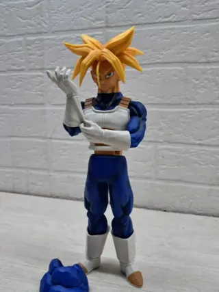 Figura Trunks Dragon Ball Z Banpresto