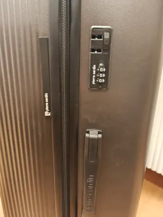 Maleta Pierre Cardin Negra