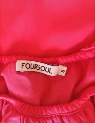 Top rosa com alças e folhos