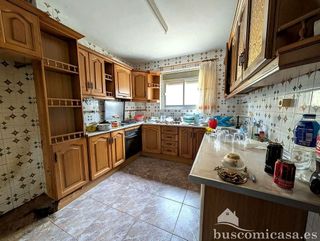 Piso en venta en Linares