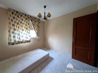 Piso en venta en Linares