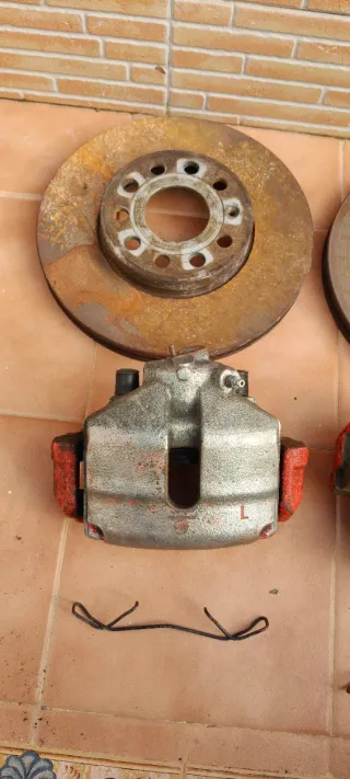 Frenada Seat León 1P