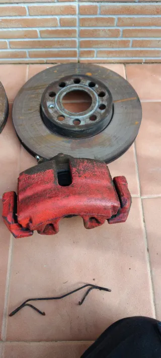 Frenada Seat León 1P