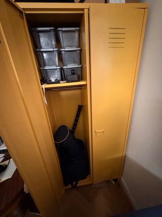 Estantería Metálica Amarilla