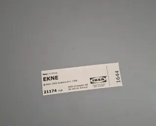 Specchio da parete decorativo in metallo