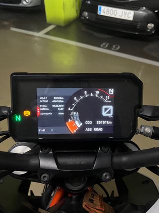 KTM Duke 390 ABS Gris Blanca