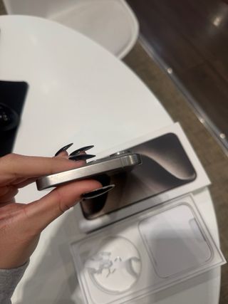 iPhone 15 Pro Max gris 256gb