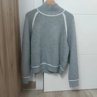 Jersey Mango gris con cuello alto