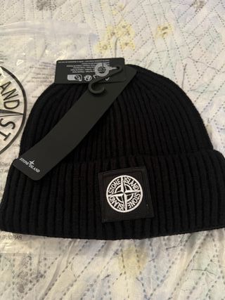 Cappello Stone Island nero uomo