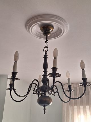 Lámpara de techo metal dorada