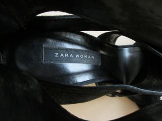 Sandalias Zara con detalles de Tachuelas