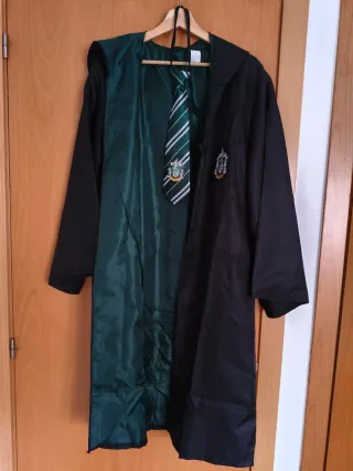 Capa y Corbata Harry Potter Slytherin Mujer