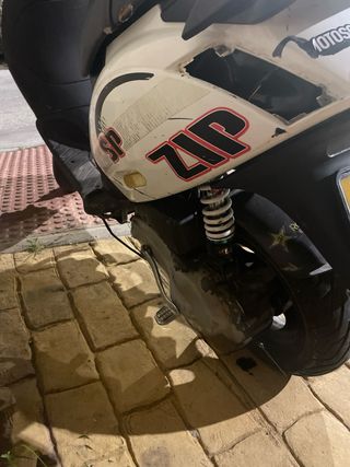 Piaggio Zip SP Scooter