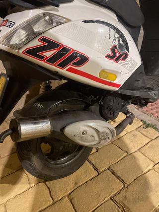 Piaggio Zip SP Scooter