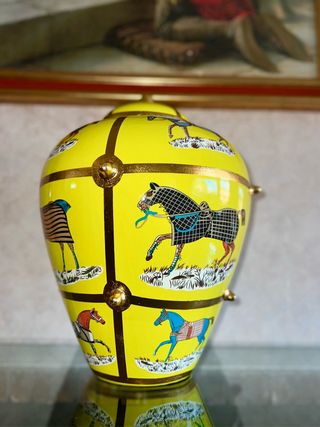 Jarrón grande cerámica con tapa diseño caballos