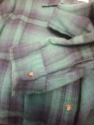 Camisa Hollister cuadros verde y negro Talla S