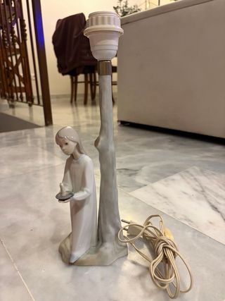 Lámpara Nao by Lladró porcelana
