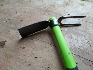 Azada pequeña con horquilla