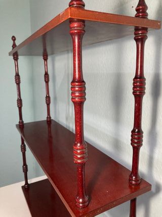 Estantería de madera caoba